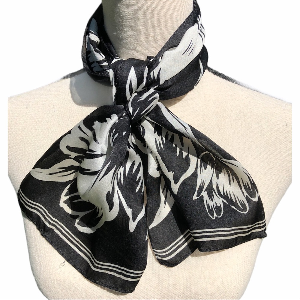 Black and Cream Floral Printed Silk Scarf | Jones New York